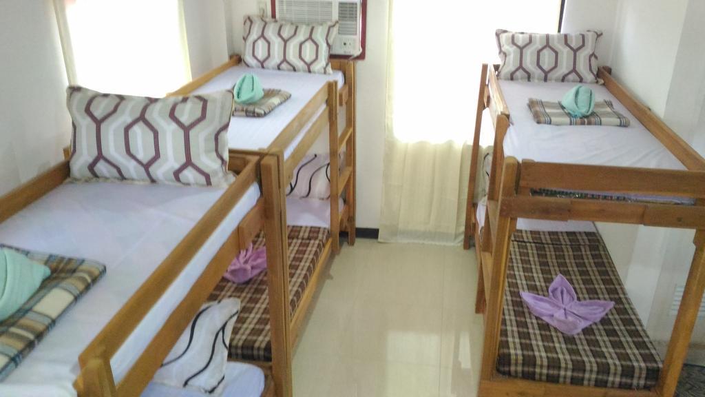 Sealor Pension House Puerto Princesa Esterno foto